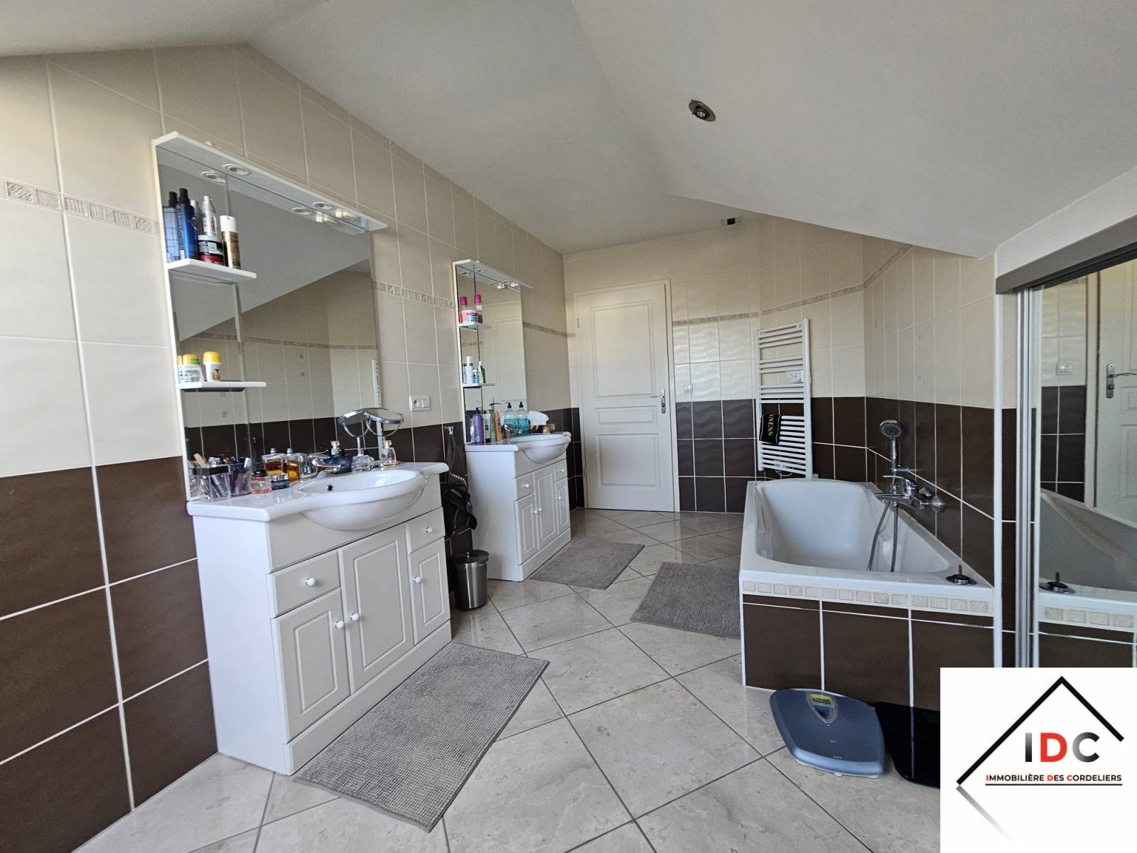 Estimation immobilière d’un appartement T5 de 175 m² avec terrasse à Dieuze