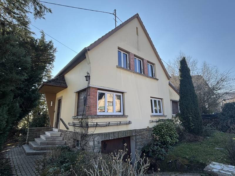 Pourquoi ne faut-il ne pas attendre que les taux baissent pour vendre sa maison à Saverne ?