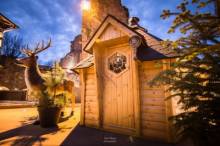 Des tartes flambées aux bons plats de terroir Le Restaurant Là-Haut: le restaurant vous accueille au château du Haut-Barr à Saverne toute l'année pour vous faire gouter ses spécialités alsaciennes Saverne 6700 /  Bas-Rhin Restaurant Là-Haut